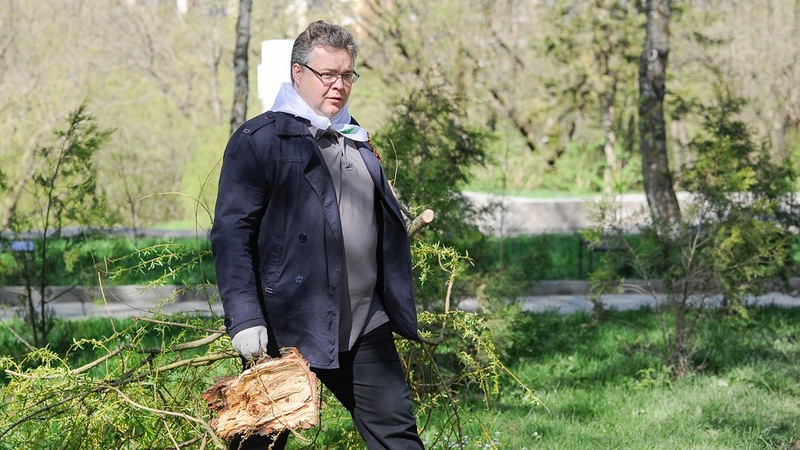 Губернатор Ставрополья Владимиров очистил от мусора территорию Холодных родников