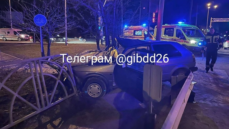 Начинающий водитель устроил аварию с тремя пострадавшими под Ставрополем