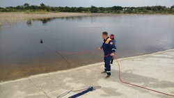 Мужчина и двое детей утонули в селе на Ставрополье 