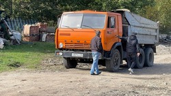 Водителям грузовиков помешали выгрузить мусор в Аликоновское ущелье в Кисловодске