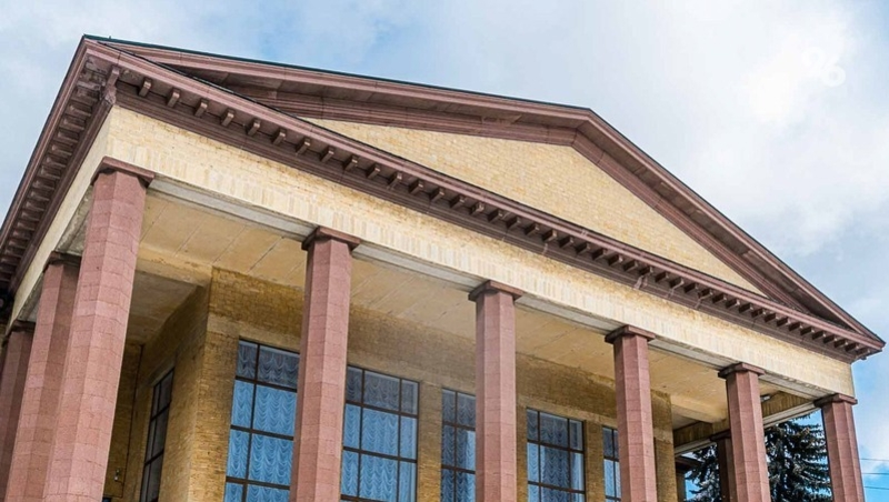 Ставропольский театр драмы представил репертуар межсезонных спектаклей на лето