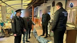 Житель Минвод отправится на скамью подсудимых за убийство знакомого ножницами   