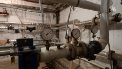 Дома на пяти улицах Кисловодска остались без теплоснабжения из-за прорыва сети 