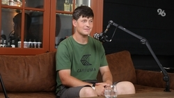 Скейтбордист зачитал стихотворение в подкасте «Бла Бла КАРДО» в Ставрополе