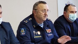 Срочников и добровольцев с КМВ на специальную военную операцию на Украине не отправляют