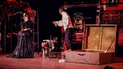 Жителей Невинномысска приглашают на спектакль первого промышленного театра «Предложение»