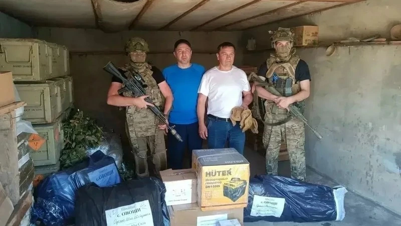 Генератор и автошины передали бойцам СВО из Туркменского округа 