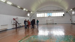 Спортзал капитально отремонтируют в селе на Ставрополье по губернаторской программе 