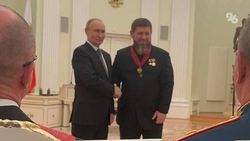 Путин вручил главе Чечни орден «За заслуги перед Отечеством» 