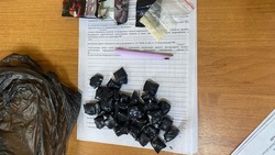 Почти 60 граммов синтетических наркотиков изъяли у ставропольчанина на пути в Нальчик