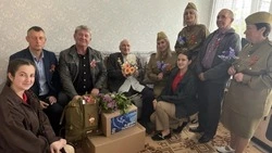 На Ставрополье с 9 мая ветеранов поздравили представители «Единой России»