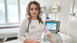 Анестезиологу из Ставрополя вручили удостоверение ветерана СВО