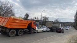 Сразу четыре автомобиля столкнулись в Ставрополе
