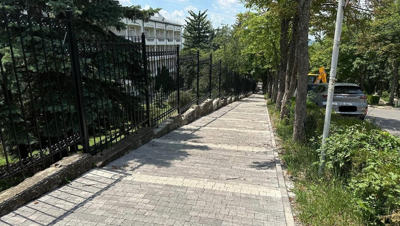 На бульваре Гагарина в Пятигорске заменили уличное освещение