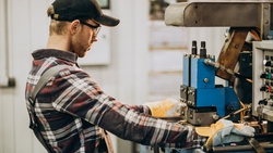 Токари, дворники и пекари оказались в дефиците на Ставрополье