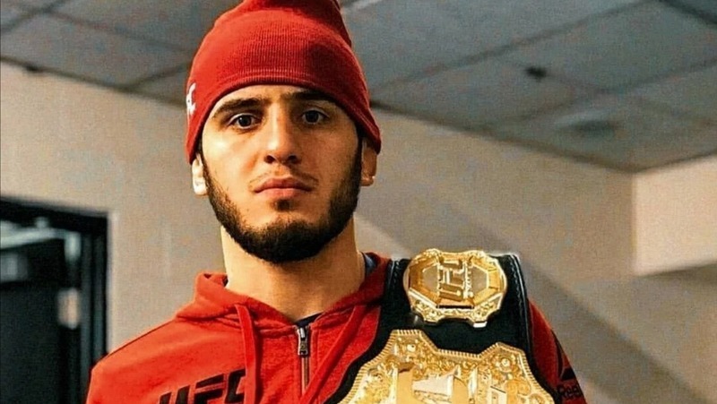 Дагестанский боец Ислам Махачев стал чемпионом UFC в лёгком весе 