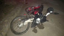 Травмы головы, спины и рваные раны конечностей получил мотоциклист в ДТП на Ставрополье 