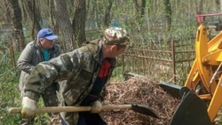 В Ставрополе перед Радоницей с кладбищ вывезли 850 тонн отходов