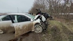 Два человека погибли в лобовом ДТП в Пятигорске