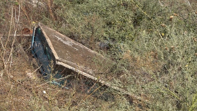 Гроб нашли на свалке в Андроповском округе
