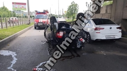 Автомобиль перевернулся в Невинномысске в районе ж/д моста