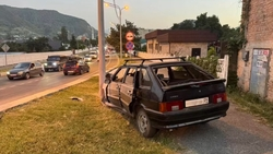 Семь детей вёз водитель-наркоман, устроивший ДТП в Карачаево-Черкесии