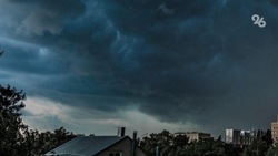 Два округа на востоке Ставрополья накрыло сильнейшим дождём