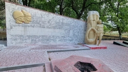 Мемориал «Скорбящая Мать» обновляют по госпрограмме на Ставрополье 