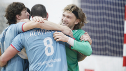 Ставропольский гандбольный клуб «Виктор» везёт с Урала победу