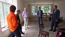 Глава минсельхоза Ставрополья посетил ремонтируемый детский сад в Кочубеевском округе