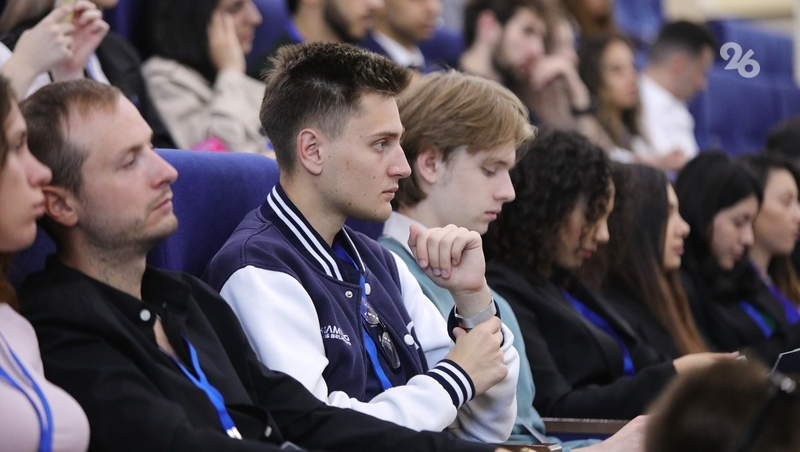 Ставропольских студентов перевели на дистанционку из-за беспилотной опасности