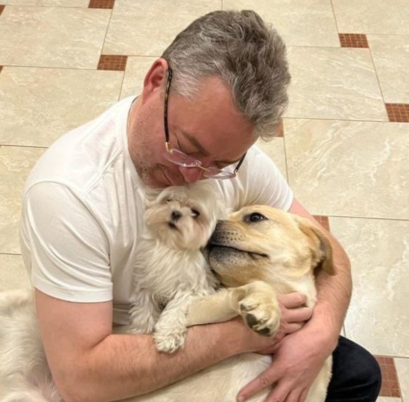 Губернатор Ставрополья опубликовал доброе фото со своими собаками