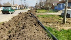 Более двух километров уличного водопровода заменили в селе на Ставрополье