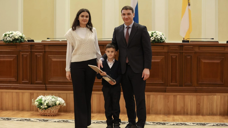 Мальчик из Железноводска победил в конкурсе рисунков «МФЦ глазами детей»