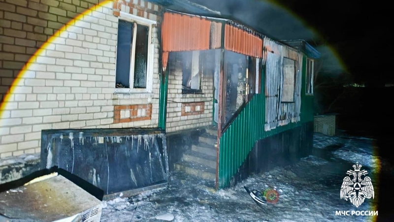 Жилой дом сгорел из-за возможного поджога в селе на Ставрополье 