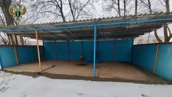 В детсаду Степновского округа беседки оснастят деревянным полом по решению суда