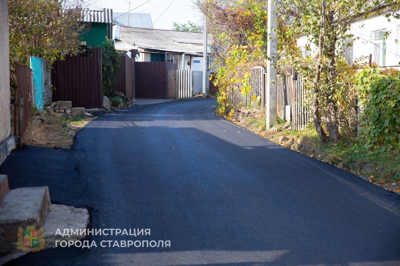 Размытую ливнями дорогу восстановили в Ставрополе