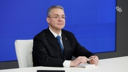 Губернатор Ставрополья взял на контроль вопросы, прозвучавшие на прямой линии