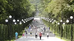 Каскадную лестницу в Железноводске на три месяца закрыли на ремонт