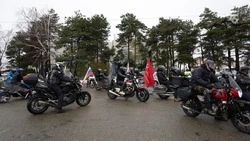 В поддержку воинов — на железных конях: в Ставрополе прошёл мотопробег в преддверии Дня Победы