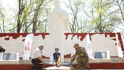 Первый из девяти юбилейных Вечных огней зажёгся в посёлке Коммаяк на Ставрополье