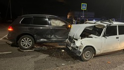 Запрещённый разворот привёл к аварии с двумя пострадавшими на трассе Ставрополья
