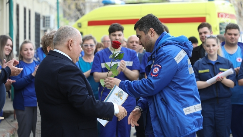 Более 20 лучших медиков скорой помощи наградили в Ставрополе 