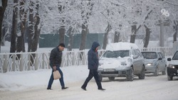 Рассол на дороге и пробки в 9 баллов: снегопады и метель вновь испытывают ставропольцев на прочность