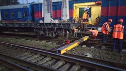 Платформа поезда сошла с рельсов в Георгиевском округе