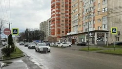 Легковой автомобиль сбил 13-летнюю школьницу на переходе в Ставрополе