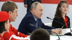 Итоги работы «Движения первых» подвели на заседании с президентом Путиным в Пятигорске
