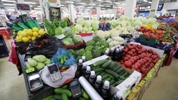 Оптимальные для еды в жару продукты назвали диетологи
