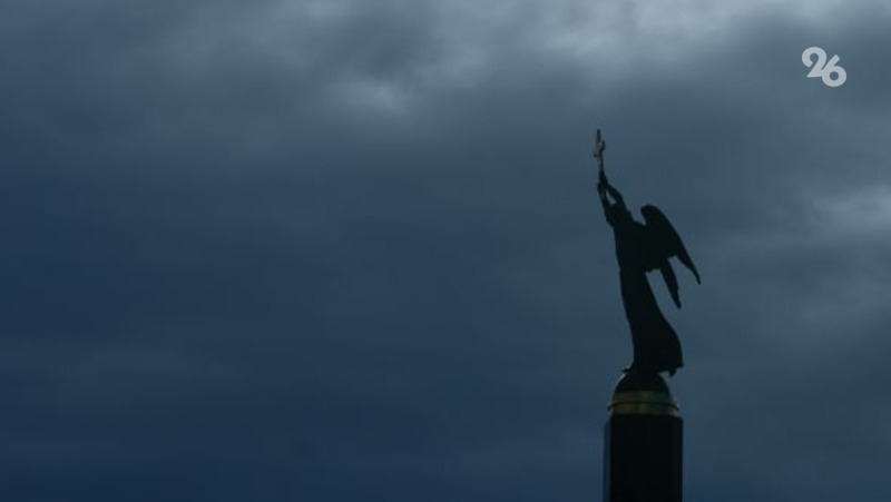 Ставропольцев предупредили о грозах и сильном ветре в воскресенье