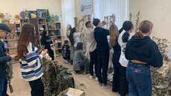 Свыше 100 кв. м маскировочных сетей сплели волонтёры Кисловодска